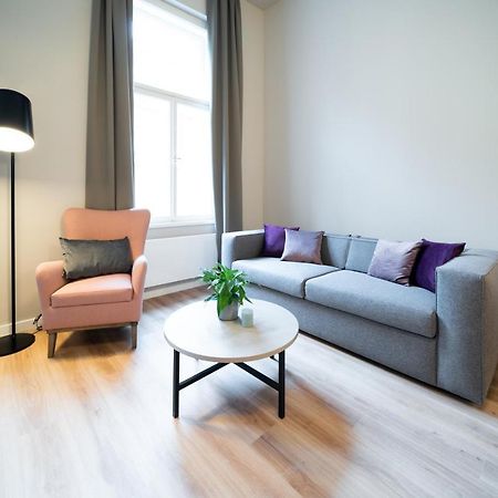 Aparthotel Karl By Zeitraum à Prague Extérieur photo