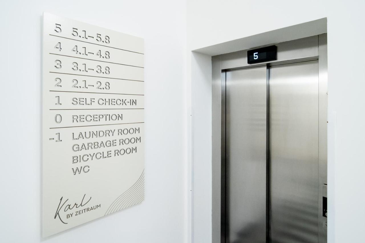 Aparthotel Karl By Zeitraum à Prague Extérieur photo